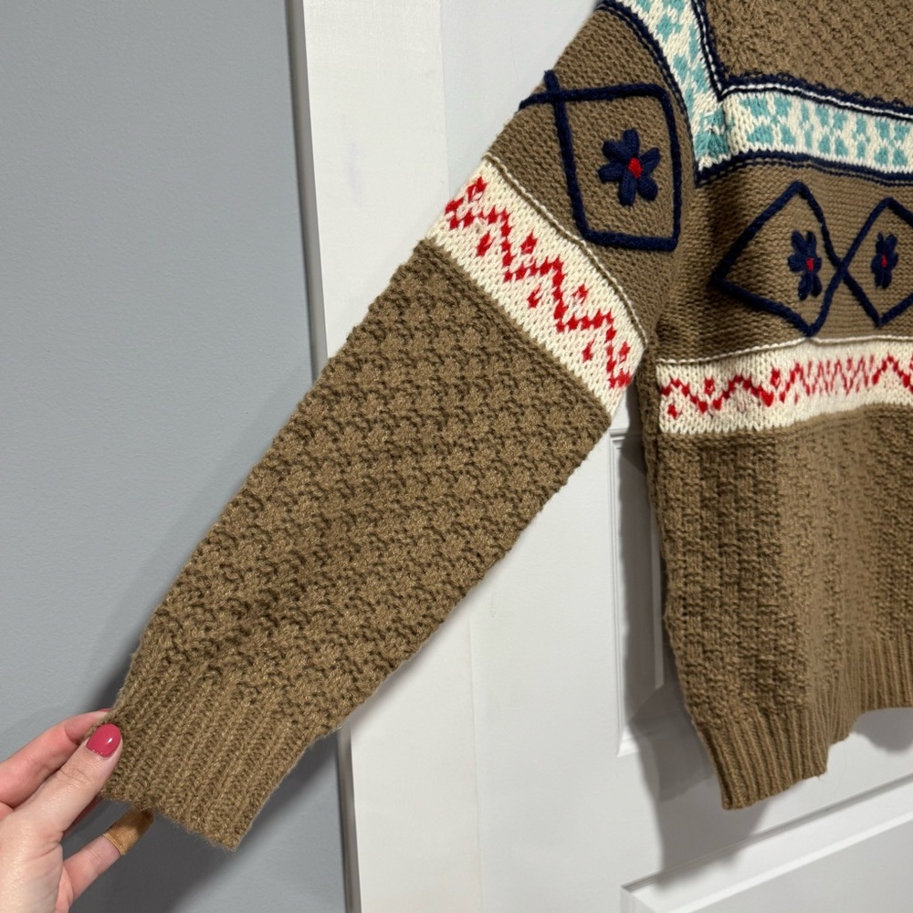 Entro Tan Patterned Crew Neck Sweater - Picture 4 of 9